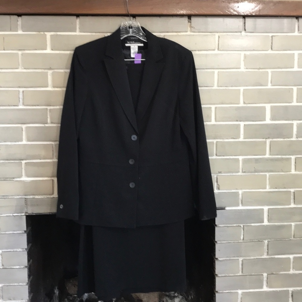 Nine & Company Basics 2 piece skirt & blazer